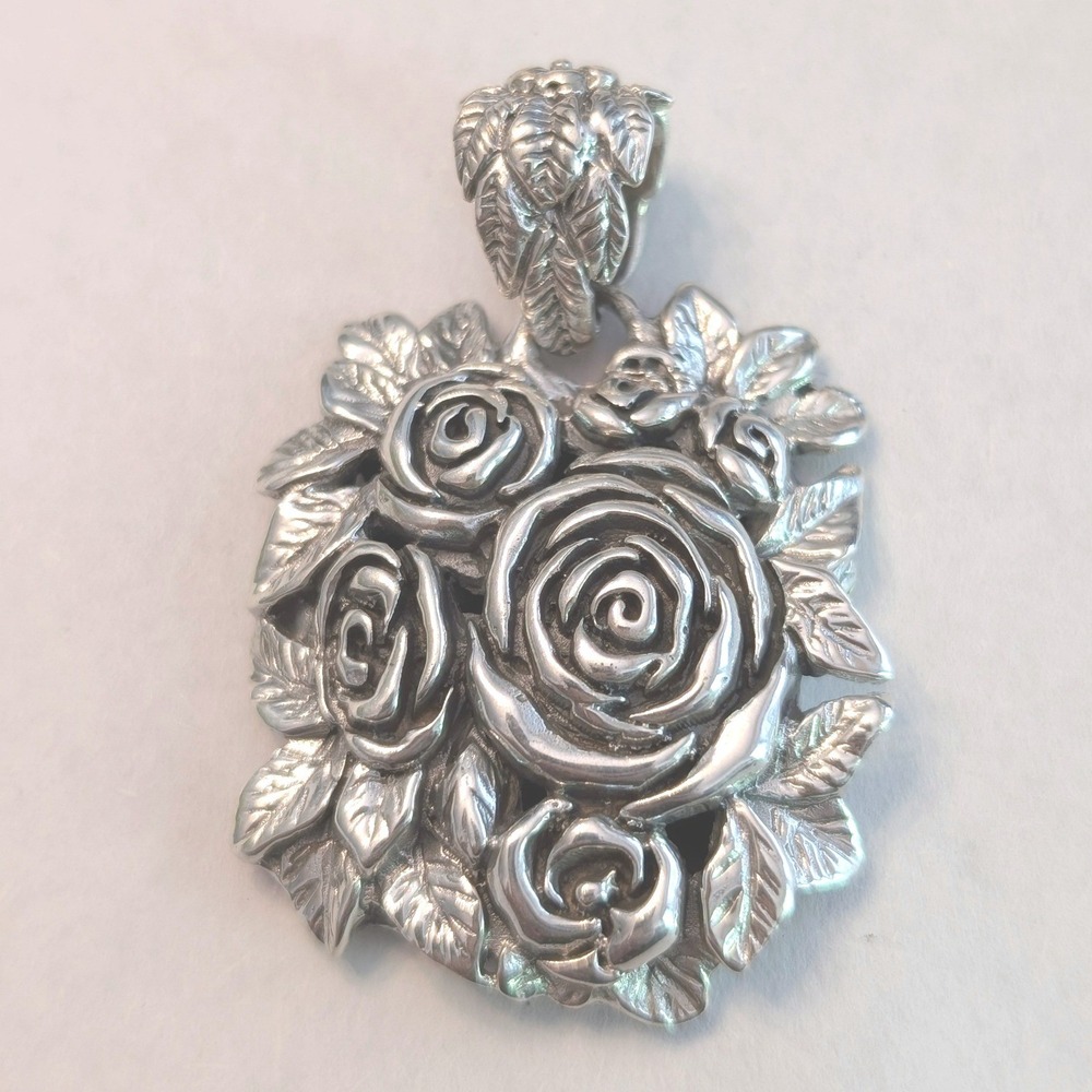 Sarda Sterling Silver 925 Rose Bouquet Flower Statement Pendant
